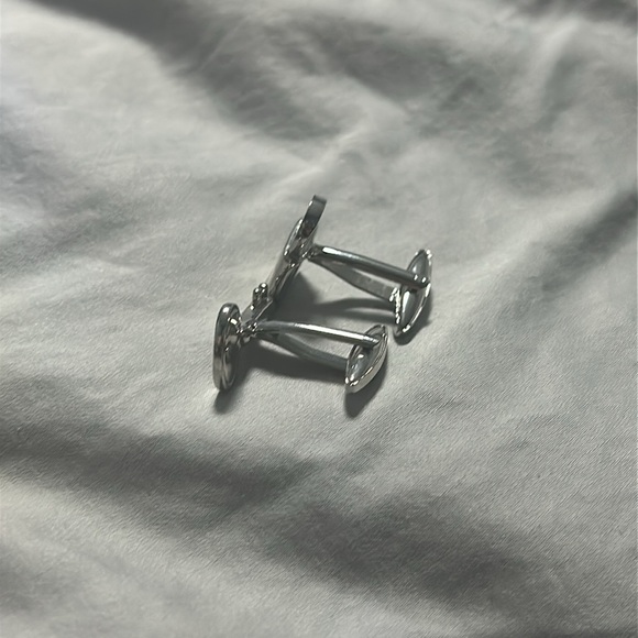 Cuff links - Picture 2 of 3